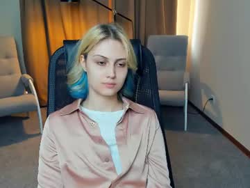 angelinaholly